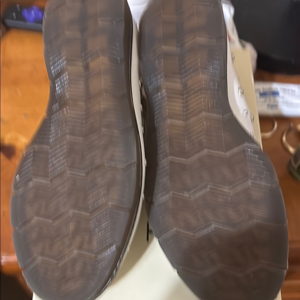 Twin-Set White Dress Shoes Elegant Design - Picture 9 of 11